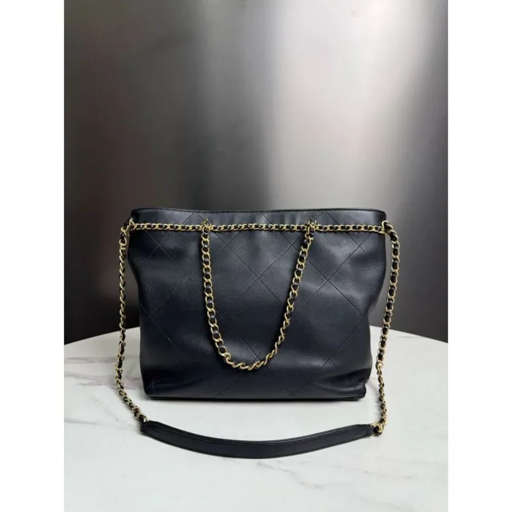 Chanel Women Pre-Loved Bag Very Good Condition